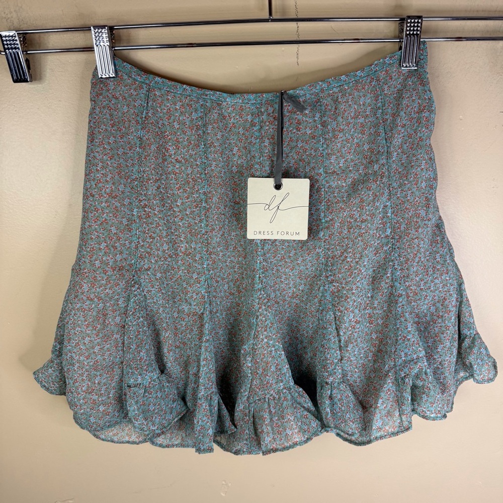 NWT Dress Forum Blue Floral Ditzy Flared Lined Mini Skirt Size Small Fairy Y2K